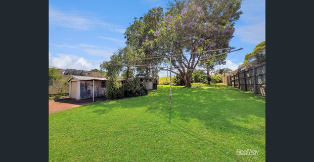 Spacious Family Home in South Toowoomba - Photo 1