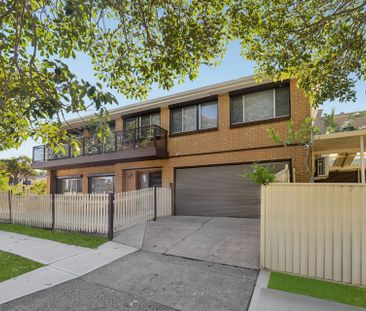 Superb Family Home with Alfresco Entertaining - Photo 2
