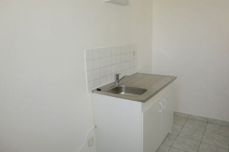 MONDEVILLE - Appartement 1 pièce - Photo 3