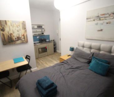 Studio to rent - Photo 2