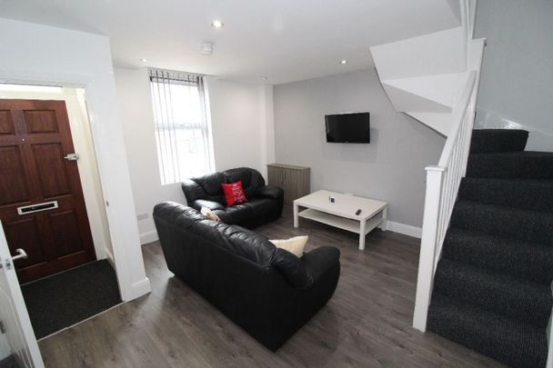 Henderson Street, PRESTON PR1 7XP - Photo 1