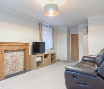 2 bedroom detached bungalow to rent - Photo 1