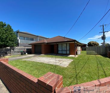 Well-Maintained Family Home in Prime Location - Photo 4