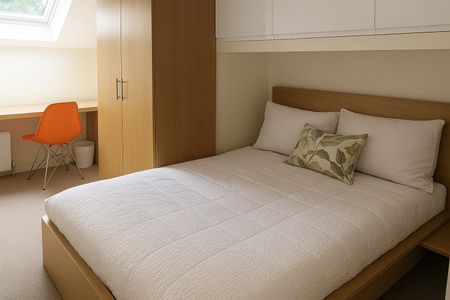 4 Bed Flat, Clifton, BS8 - Photo 2