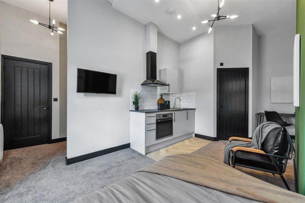 Studio to rent - Photo 1