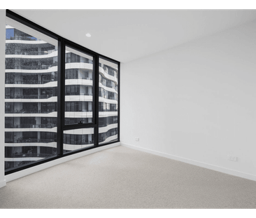 Properly Managed I Stylish Riverside Living with Resort-Style Facilities in Footscray - Photo 4