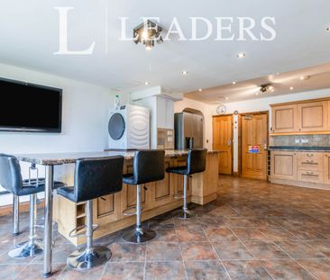 1 bedroom property to rent Milton Drive, Shepperton, TW17 - Photo 4
