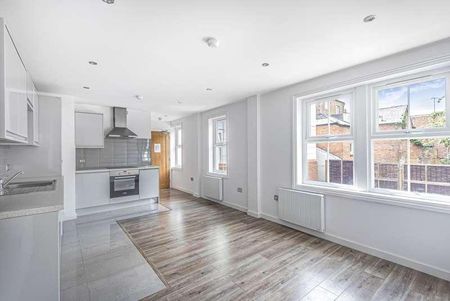 Atlantic House, Banbury, OX16 - Photo 4