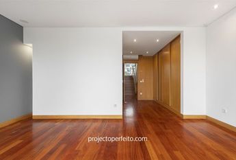 Moradia em Banda T3+1