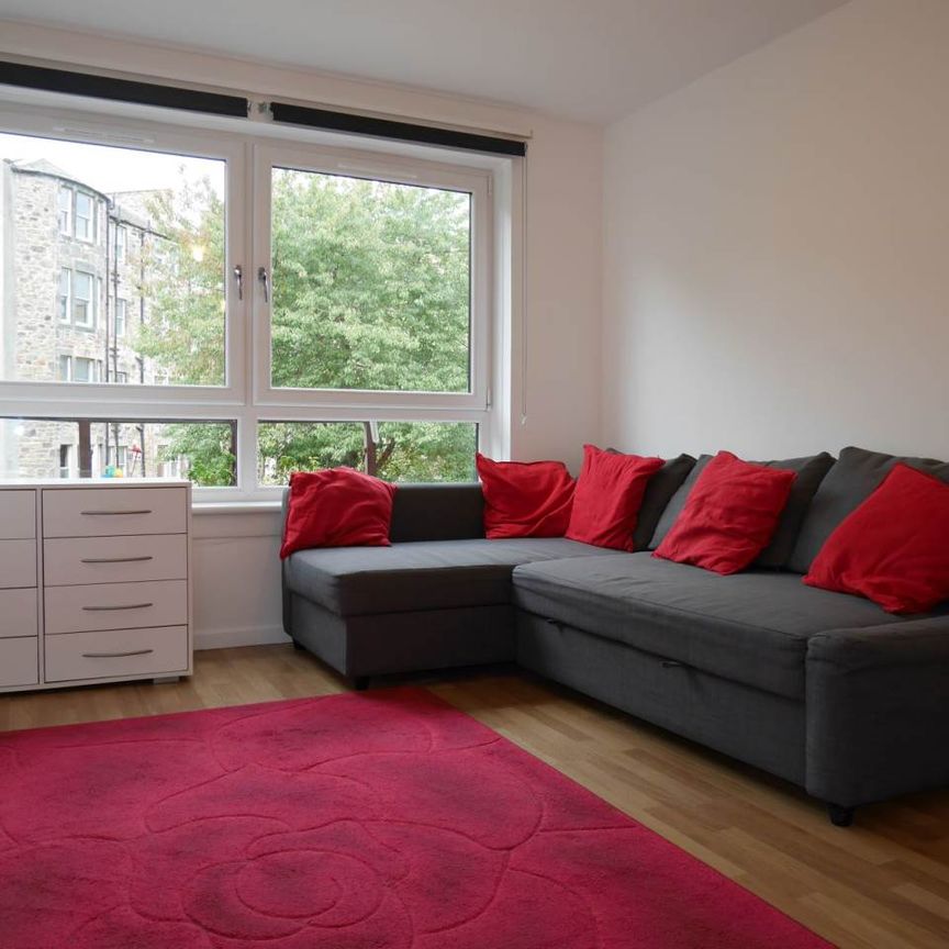 1 bed Flat to rent - Photo 1