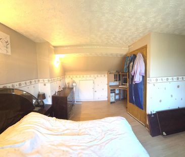 4 bedroom terraced house to rent - Photo 5