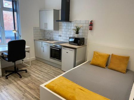 Studio to rent - Photo 3