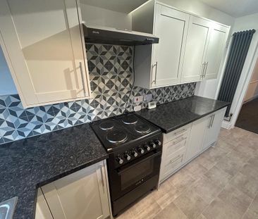 2 bedroom terraced house to rent - Photo 5