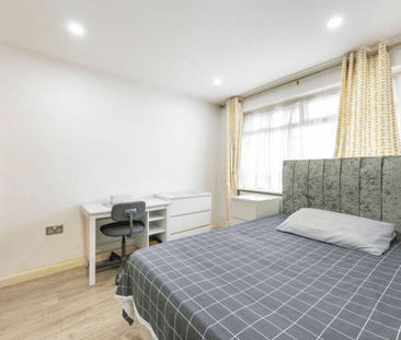 Coles Green Road, London, NW2 - Photo 1