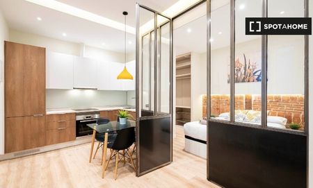 madrid, Community of Madrid 28004 - Foto 2