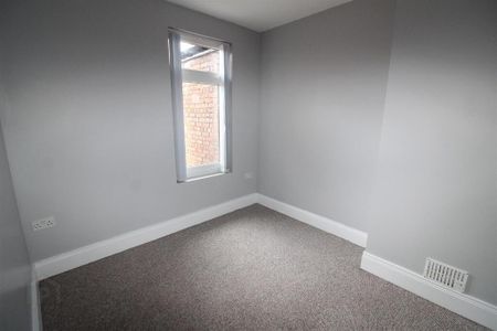 14 Oakmount Drive, Belfast, BT15 3RE - Photo 2