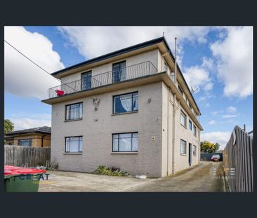 8/15 Omar Street, Maidstone, Vic 3012 - Photo 5