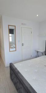 192 Maple Road, Penge, London SE20 - Photo 3