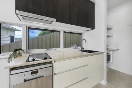 Self-Contained Recently New Granny Flat - Photo 5