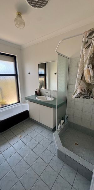 Port Kennedy - Photo 1