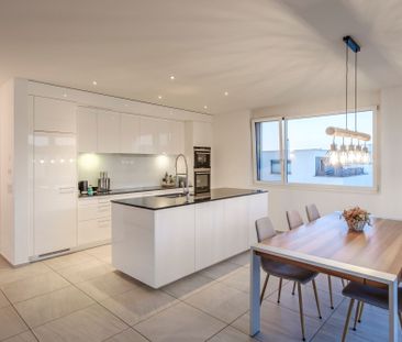 Exklusive 3.5-Zimmer-Attikawohnung im Eigentumsstandard mit Pilatus... - Photo 5