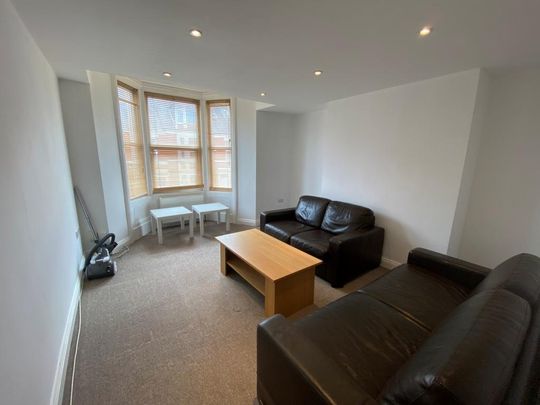 6 bedroom maisonette to rent - Photo 1