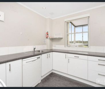 Cozy Two Bedroom Apartment in Shenton Park with Stunning Park and C... - Photo 3