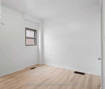 289 BLACKTHORN AVENUE - Photo 5