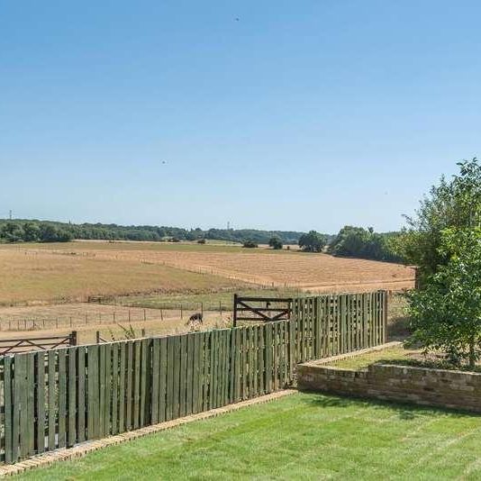 Skeet Hill Lane, Orpington, Kent, BR5 - Photo 1