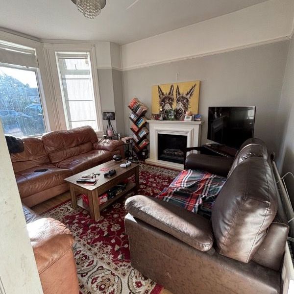 8 Cheltenham Park, Belfast BT6 0HR - Photo 1