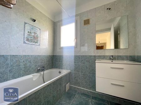 Location Appartement 3 pièces 56m² NICE 06100 - Photo 2