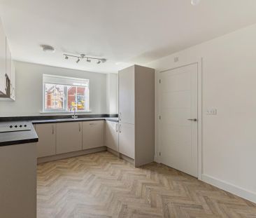 3 bedroom semi-detached house to rent - Photo 1