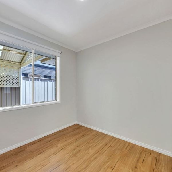 31 Cutter Cct, Encounter Bay SA 5211 - House For Rent | Domain - Photo 1