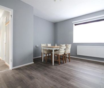 St. Matthew Close, Uxbridge - Photo 2