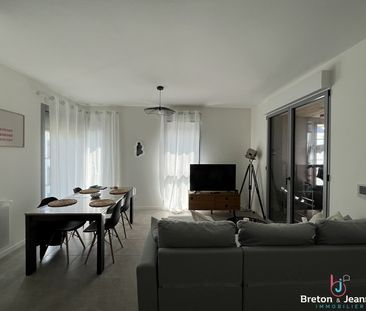 Location Appartement 2 pièces 47m² - Photo 2