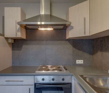 Appartement te huur in Roeselare voor € 700 met 2 slaapkamers - Foto 1