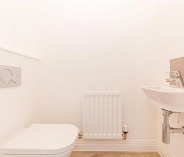 2 bedroom terraced house to rent - Photo 1