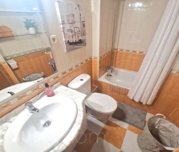 Piso de alquiler en Plaza de Arteijo, 15, Pilar - Photo 5