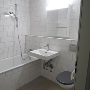 Ihr neues Zuhause mit Platz und Komfort - Photo 2