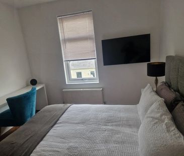 Room in a Shared House, Ilford, IG3 - Photo 3