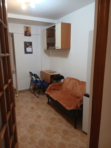 Garsonieră de închiriat, 41 mp, decomandată - Photo 4