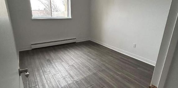 1 CH - 1 SDB - Québec - $945 /mo - Photo 2