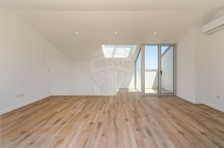 Moradia T2 em Setúbal - Photo 2