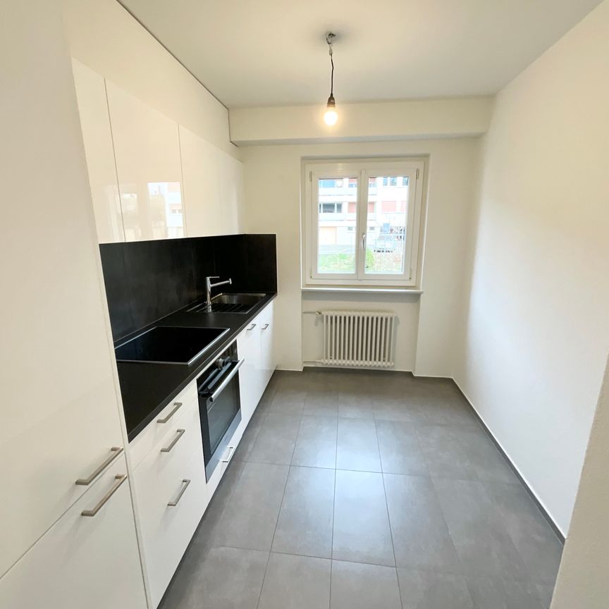 Charmant appartement de 3.5 pièces avec balcon - Photo 1