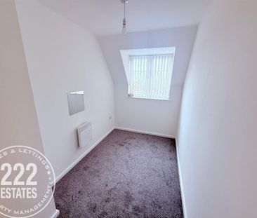 Greenings Court - Warrington - WA2 - Photo 5