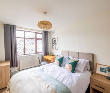 Spacious Double near major Filton employers - Photo 6