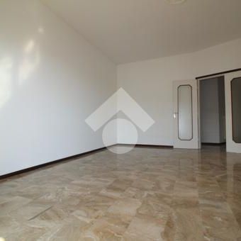 Trilocale in affitto - Photo 3