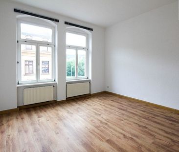 Idylle im Herzen von Aue – traumhafte 2-Raum-Wohnung mit Einbauküche - Foto 1