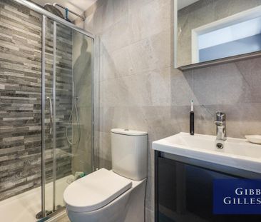 4 bedroom terraced house to rent - Photo 6