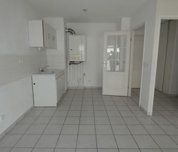 Location Appartement 2 pièces 47m² CHAMBERY 73000 - Photo 5
